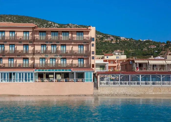 Flisvos Hotel