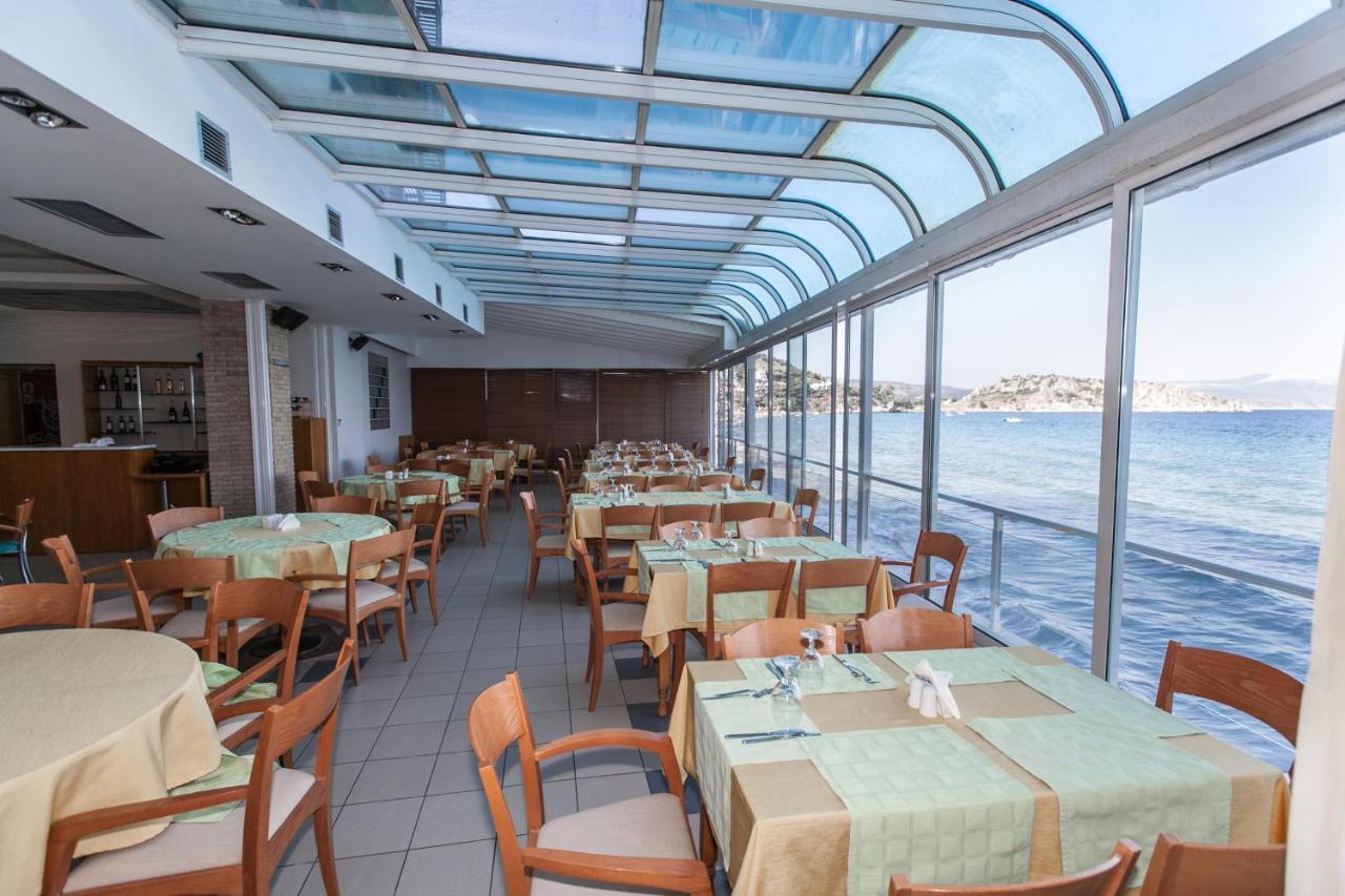 Hotel Flisvos 3*